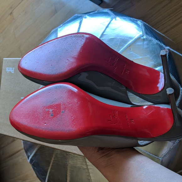 Fifi Louboutins in light gray sling back size 39 - Picture 4 of 7